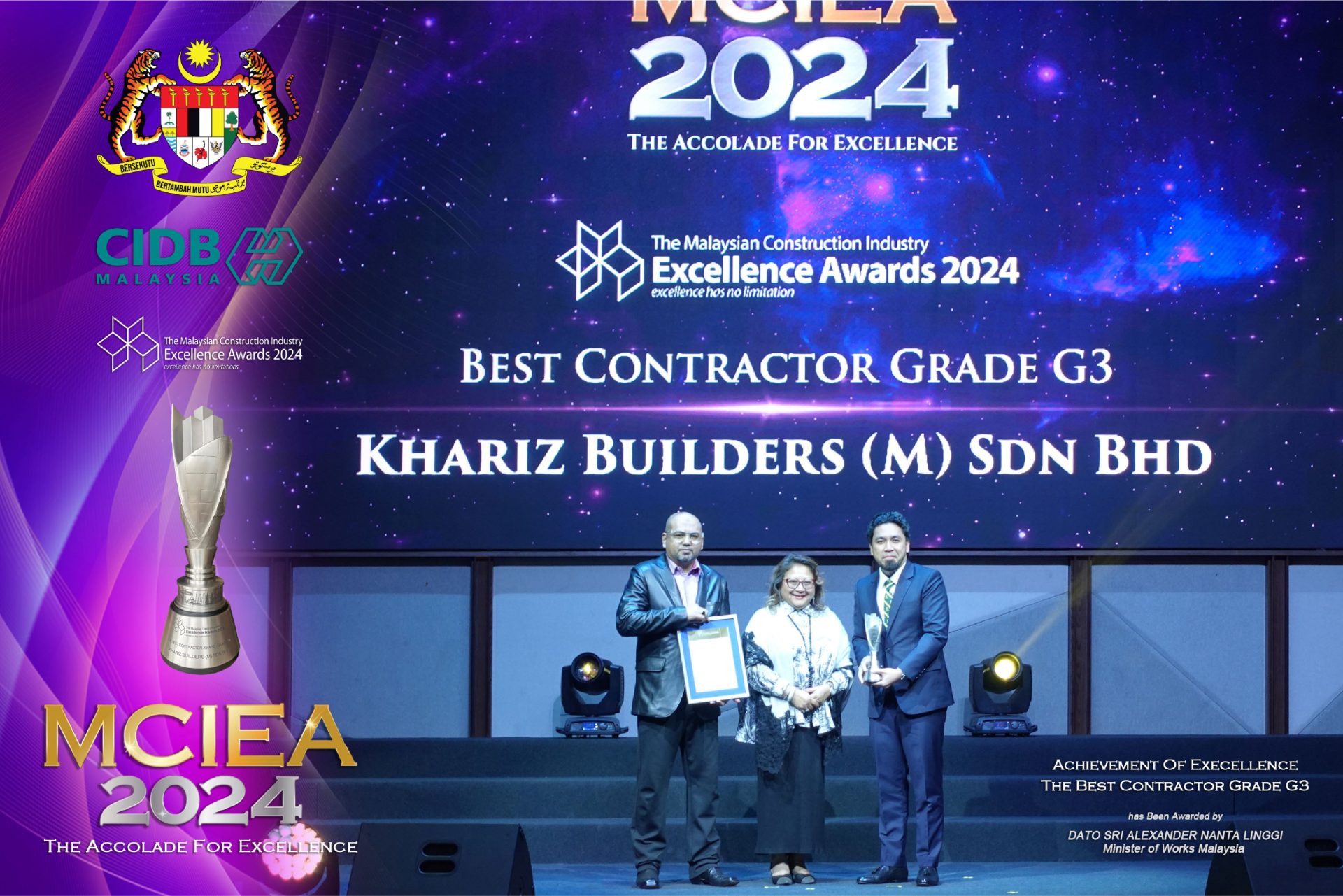 award khariz builders-01